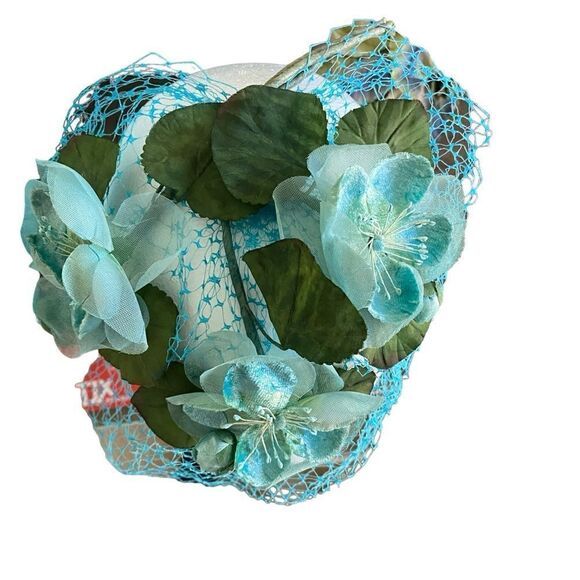 Elegant Blue Floral Veil Hat - Picture 4 of 6